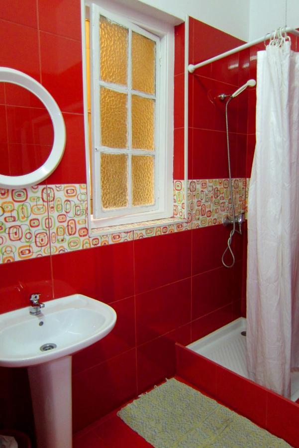Duas Nacoes Guest House ปอร์โต ภายนอก รูปภาพ