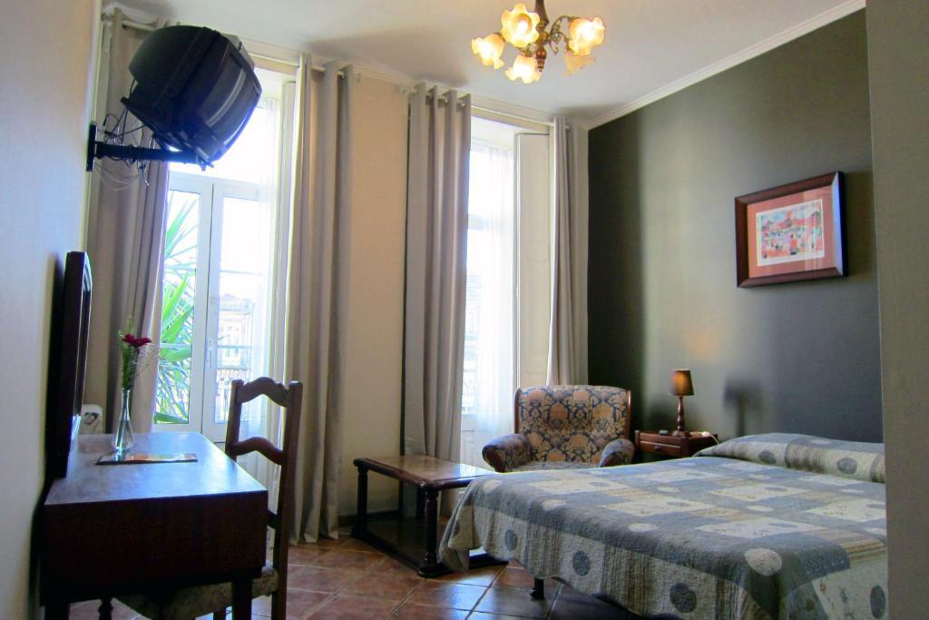 Duas Nacoes Guest House ปอร์โต ห้อง รูปภาพ